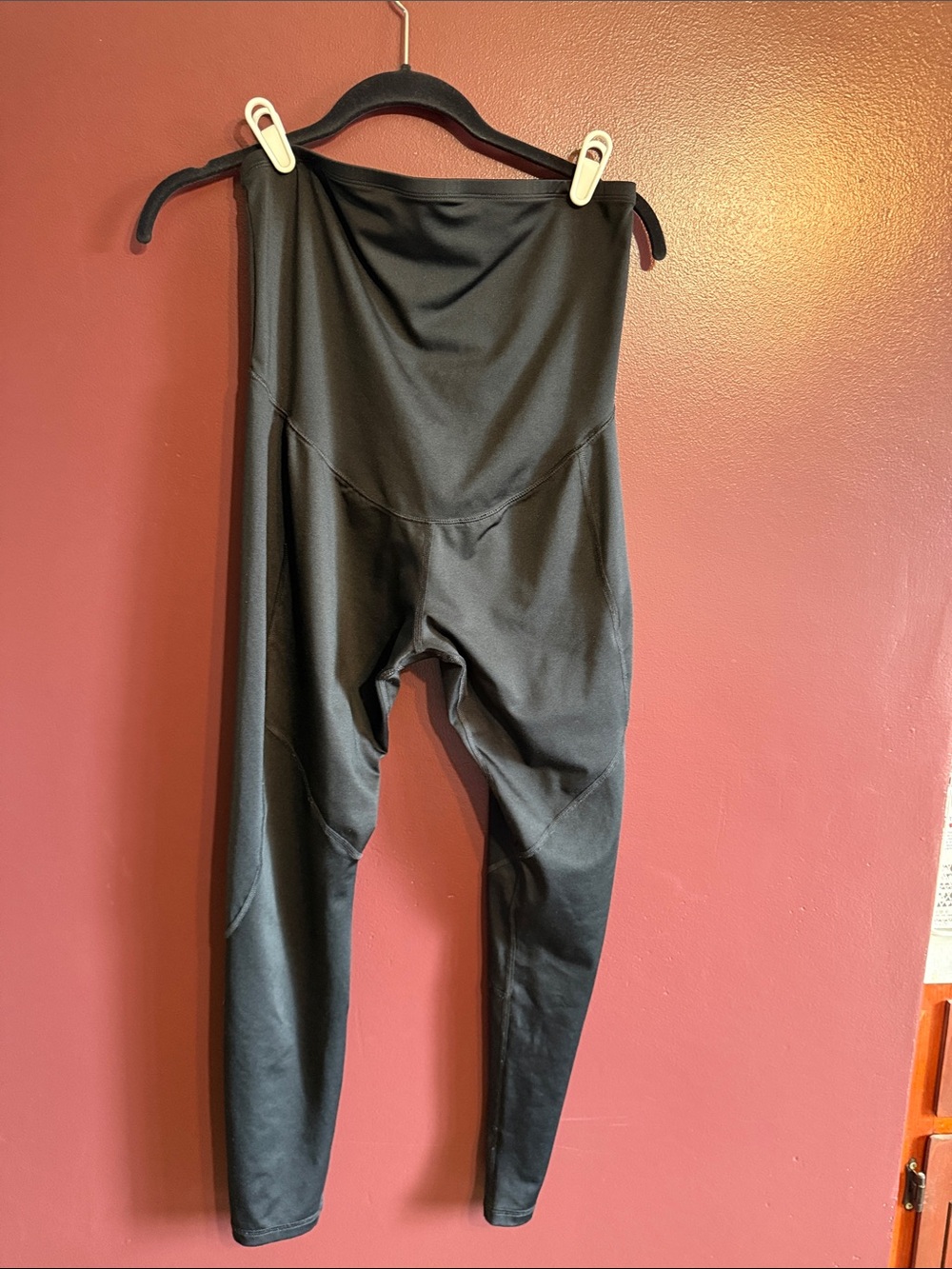 a:glow Black High-Rise Sculpting Leggings